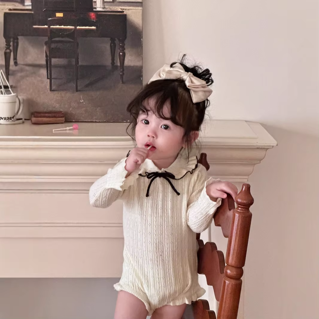 LilyLuxe™ Knitted Baby Girl Jumpsuit – Elegant Lotus Collar Sweater Romper for Spring & Autumn